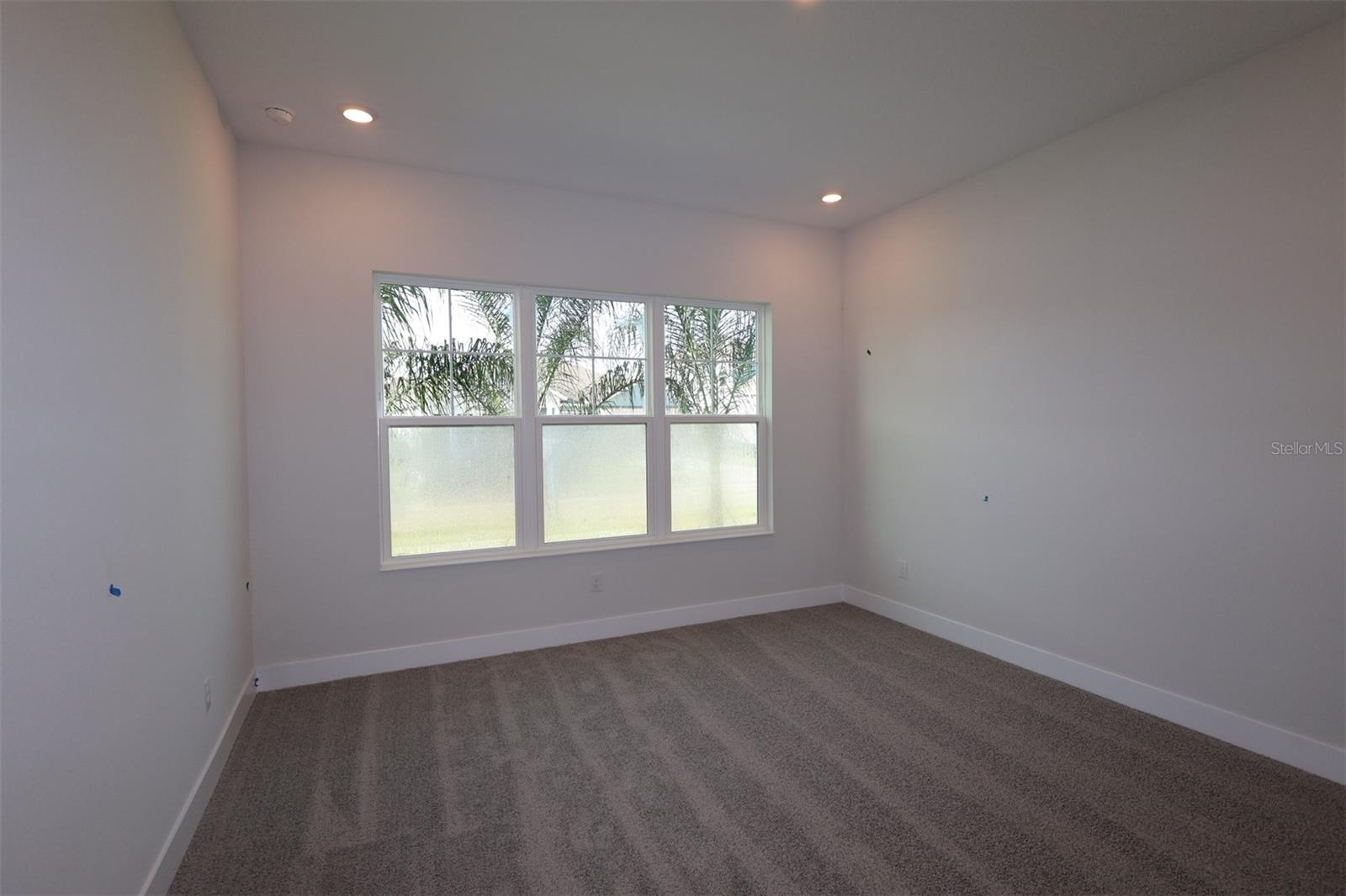 Listing photo id 6 for 31453 Hayman Loop