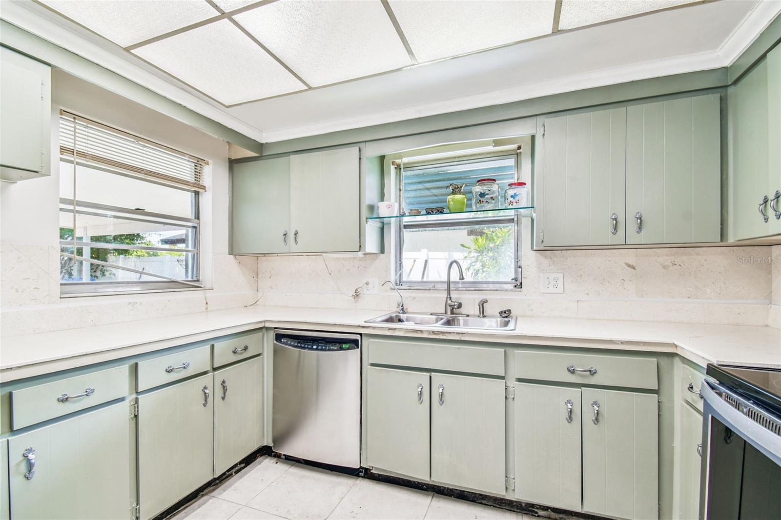Image 10 of 41 For 9516 Merrimoor Boulevard