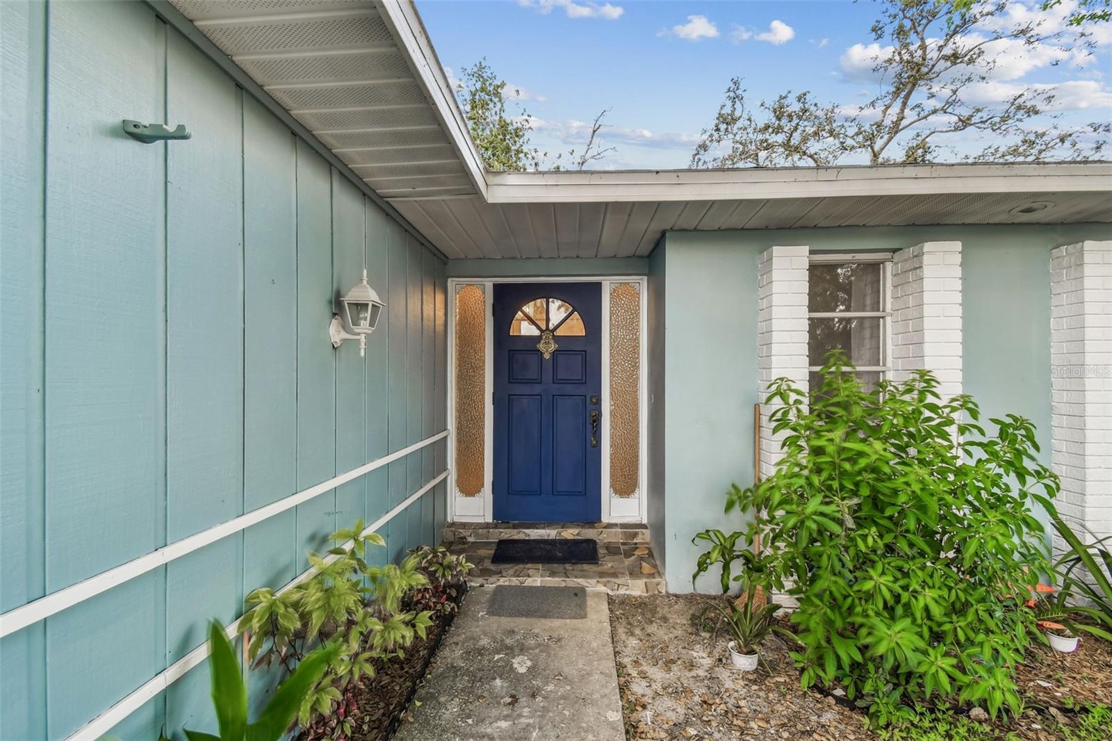 Image 2 of 41 For 9516 Merrimoor Boulevard
