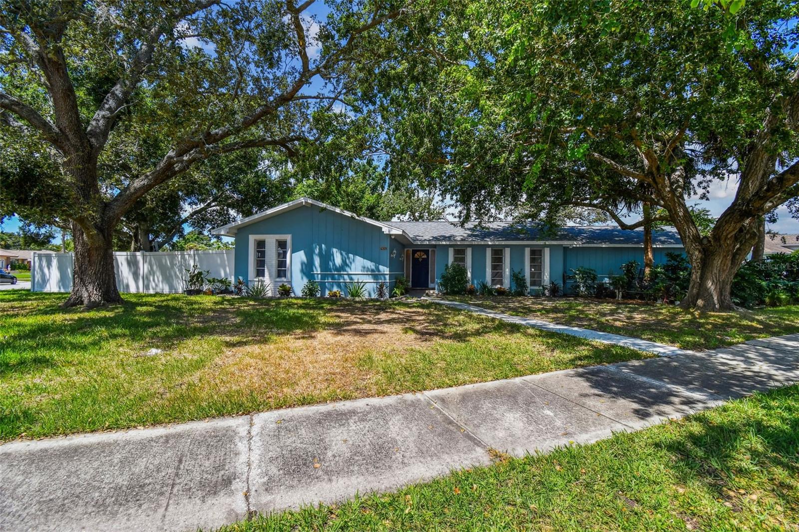 Image 35 of 41 For 9516 Merrimoor Boulevard