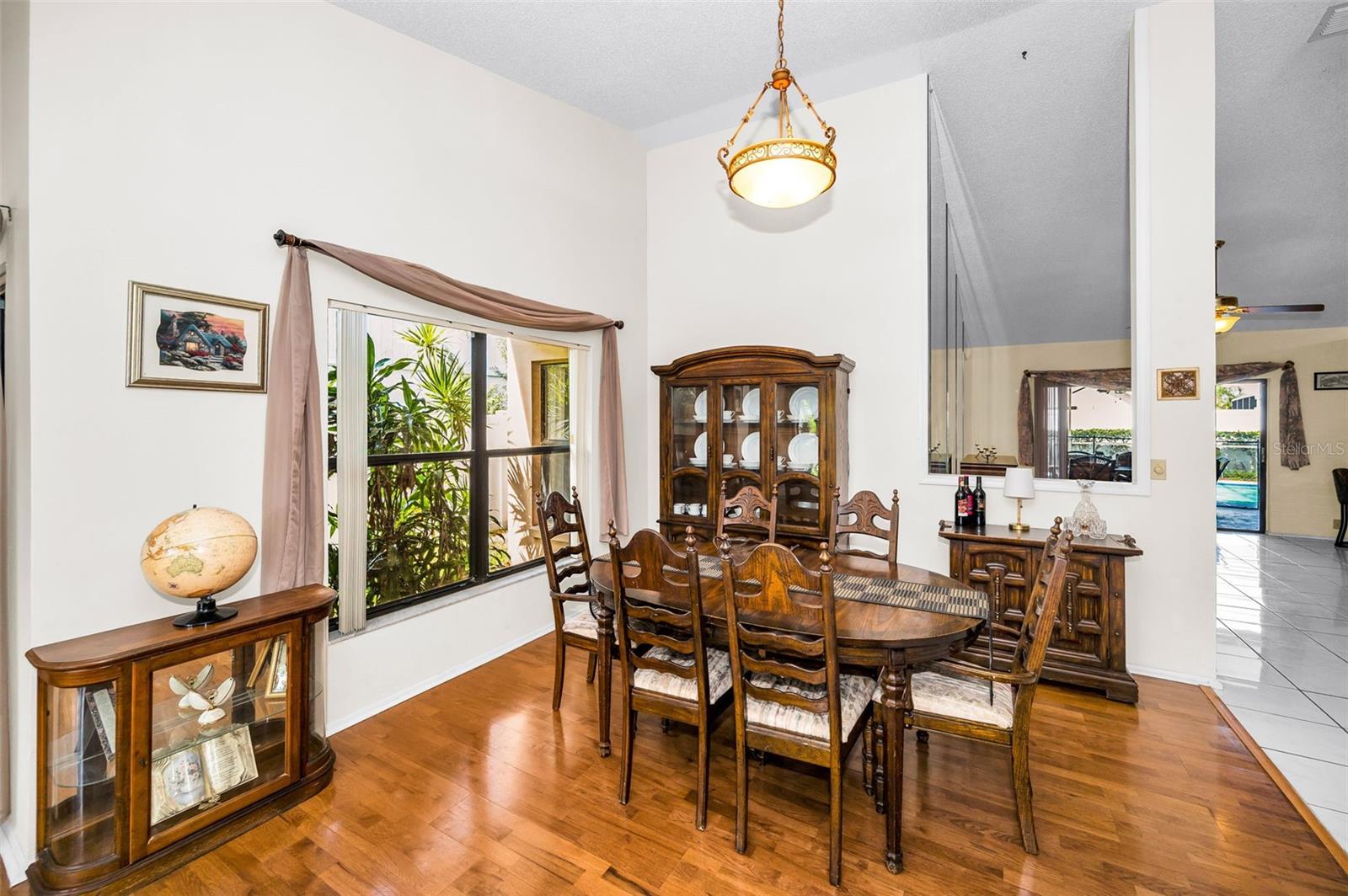 Image 12 of 87 For 8609 Thimbleberry Lane