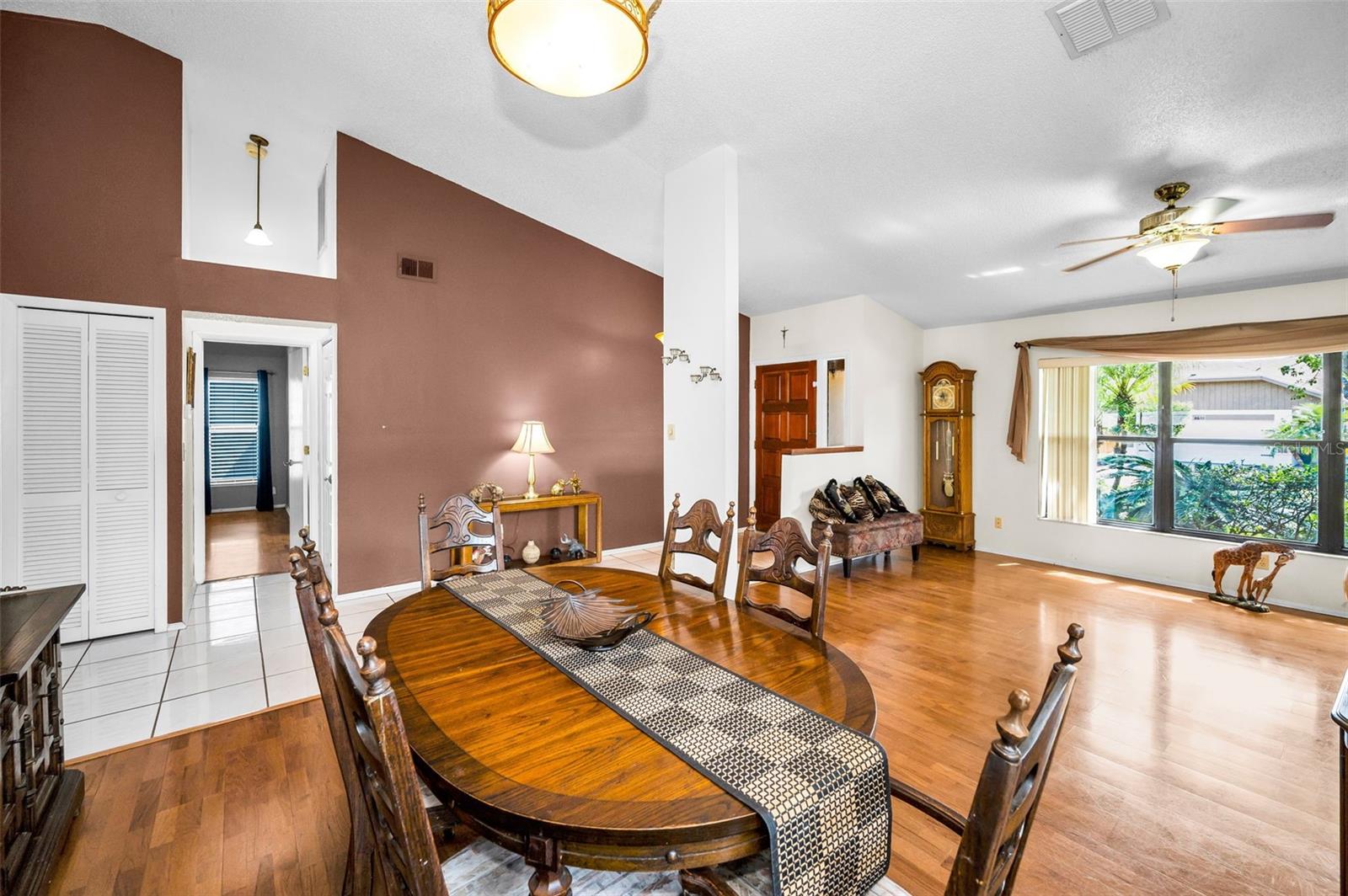 Image 14 of 87 For 8609 Thimbleberry Lane