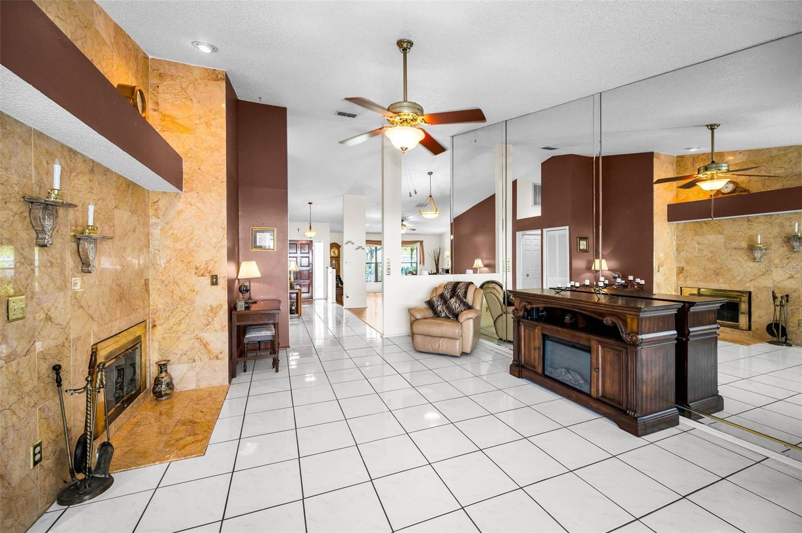 Image 18 of 87 For 8609 Thimbleberry Lane