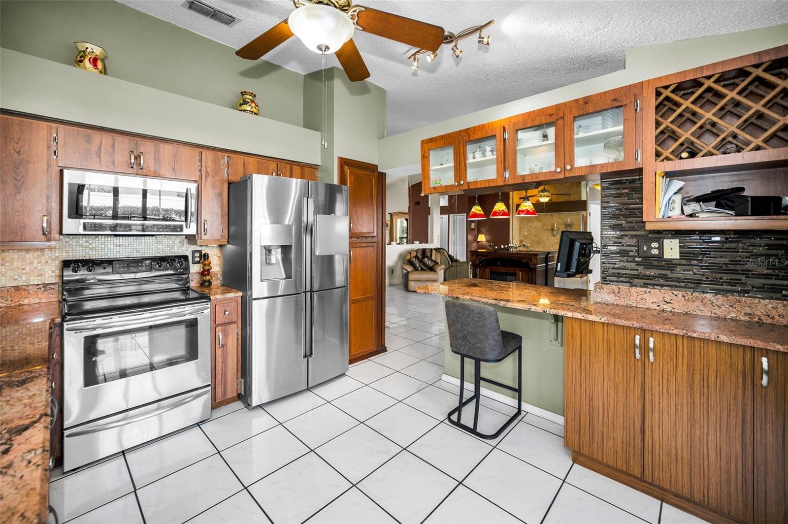 Image 23 of 87 For 8609 Thimbleberry Lane