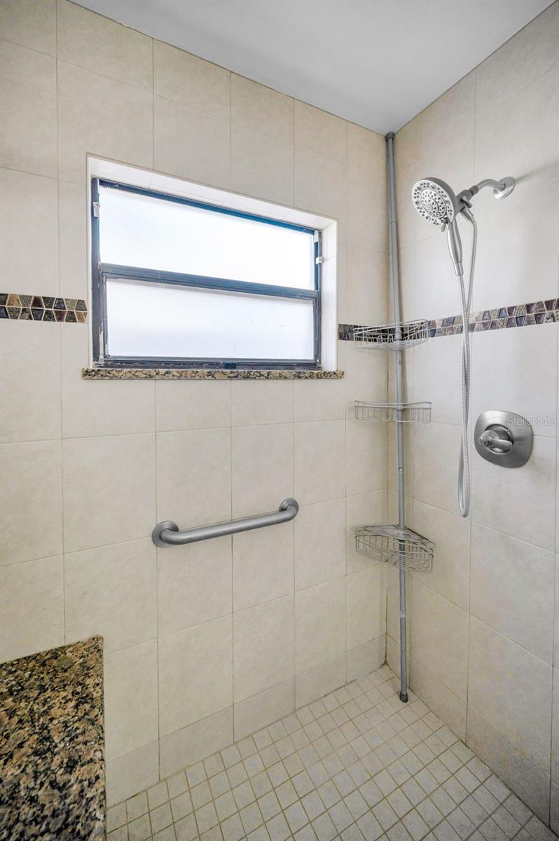 Image 29 of 87 For 8609 Thimbleberry Lane