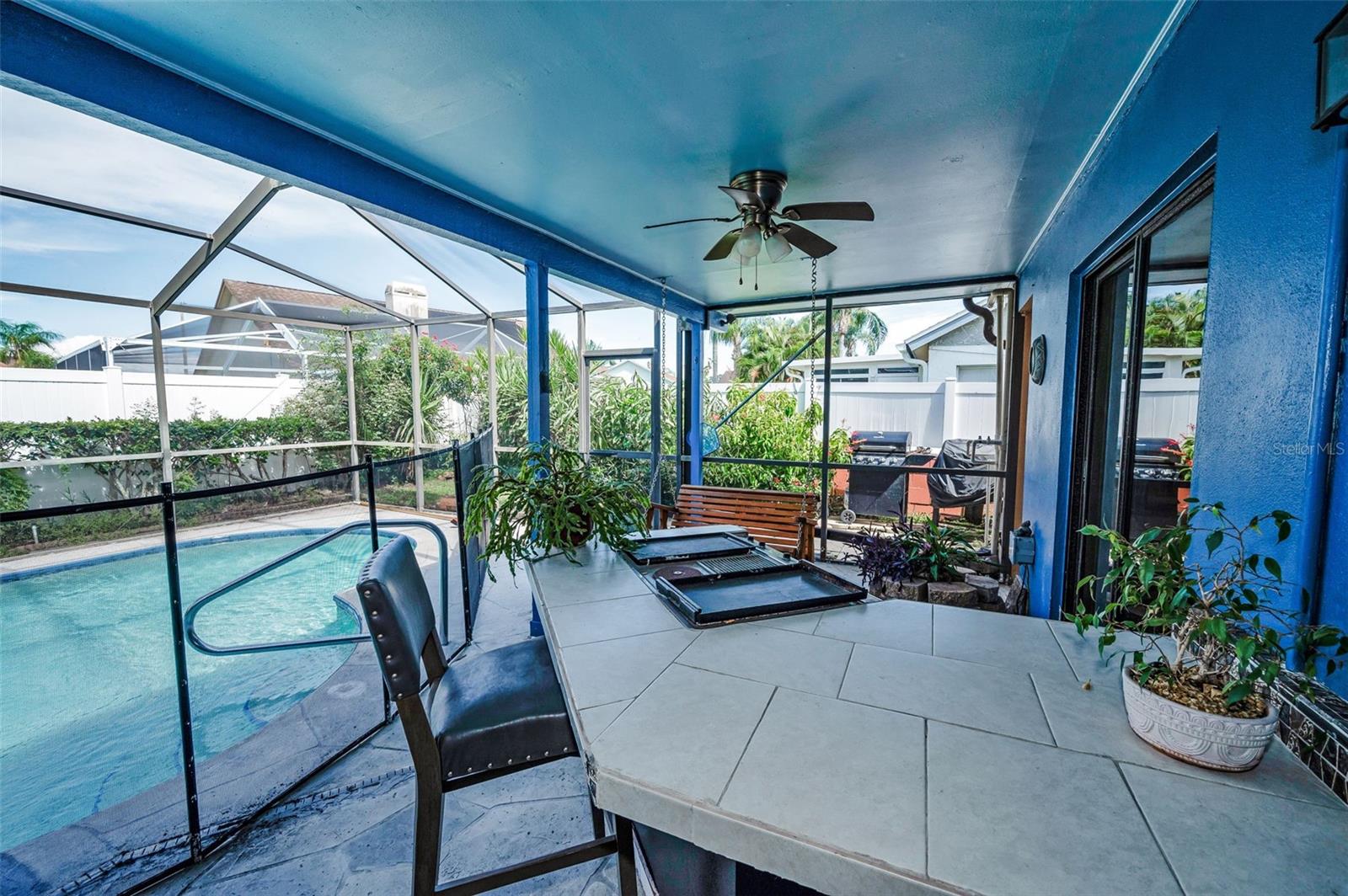 Image 39 of 87 For 8609 Thimbleberry Lane