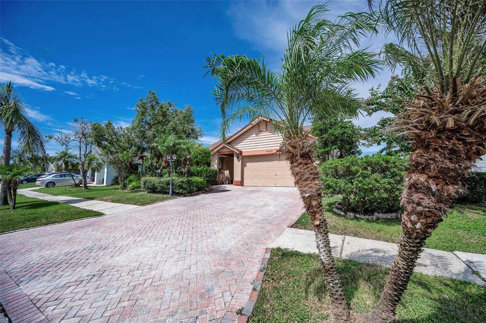 Image 48 of 87 For 8609 Thimbleberry Lane