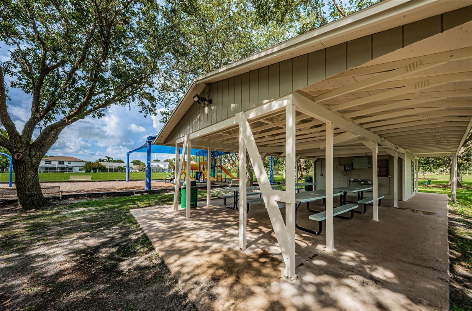 Image 67 of 87 For 8609 Thimbleberry Lane