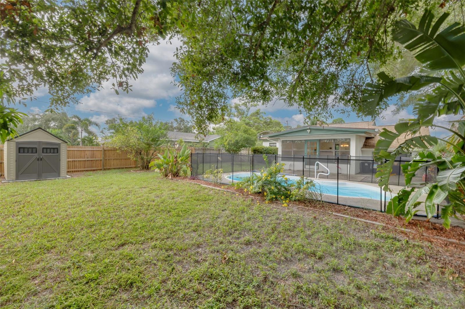 Image 31 of 38 For 1358 Admiral Woodson Lane