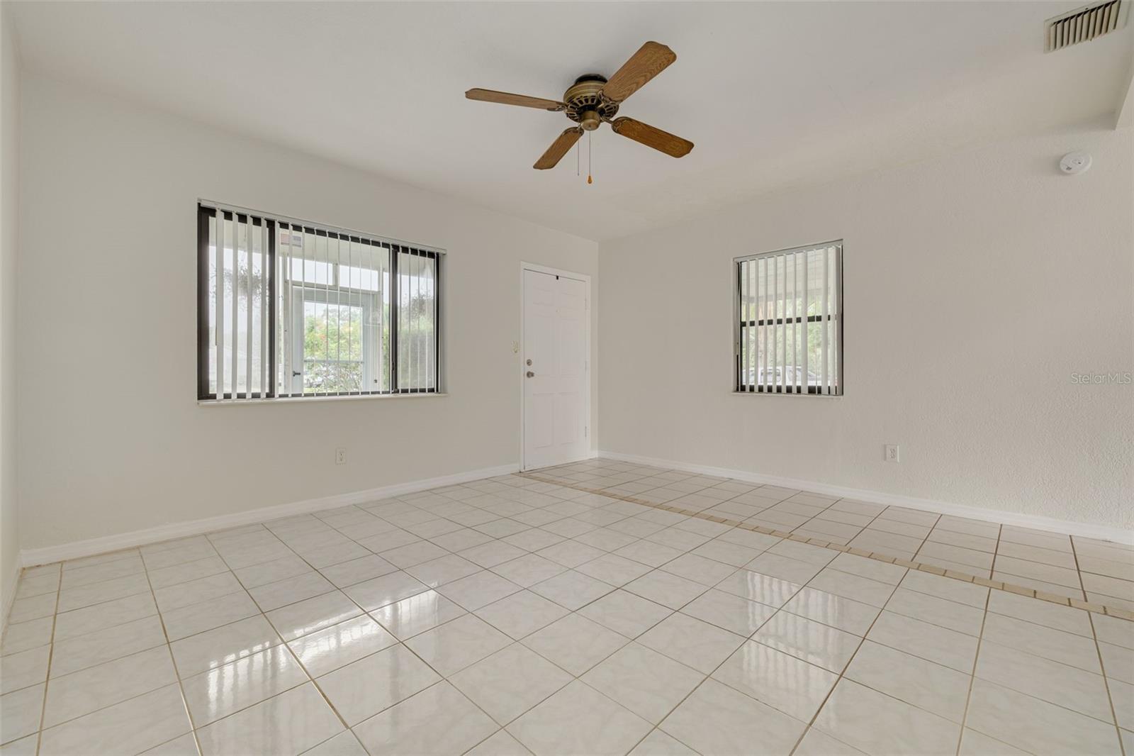 Image 7 of 38 For 1358 Admiral Woodson Lane