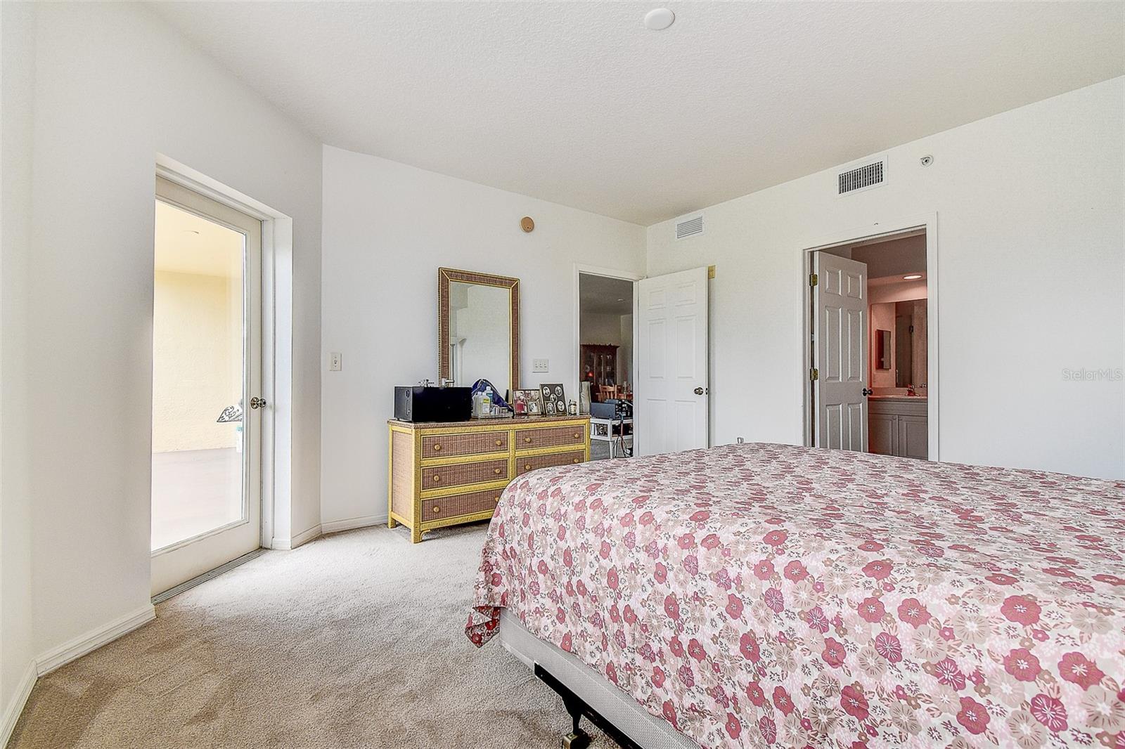 Image 8 of 40 For 960 Starkey Road 4303