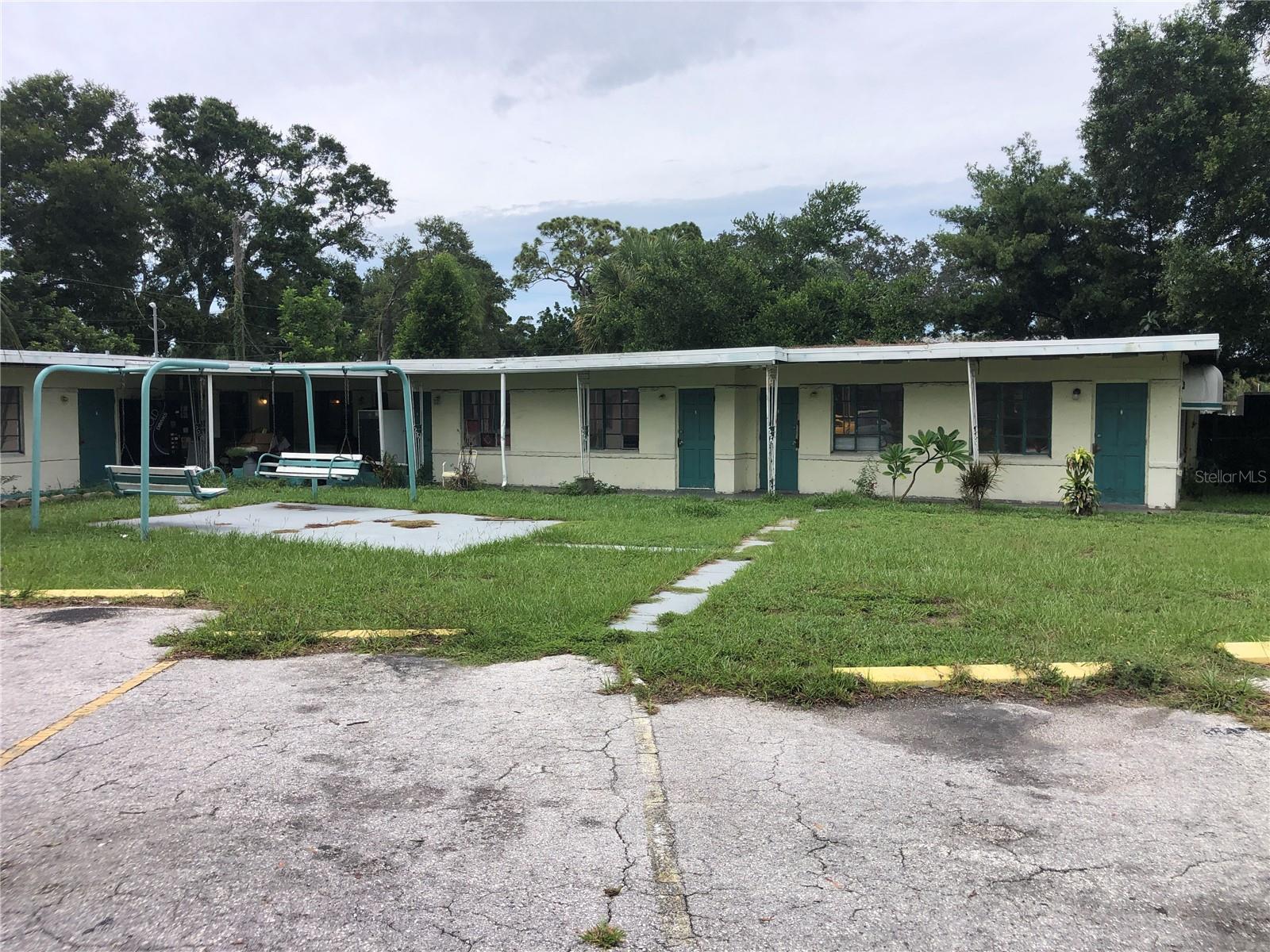 Image 9 of 13 For 1770 Fort Harrison Avenue