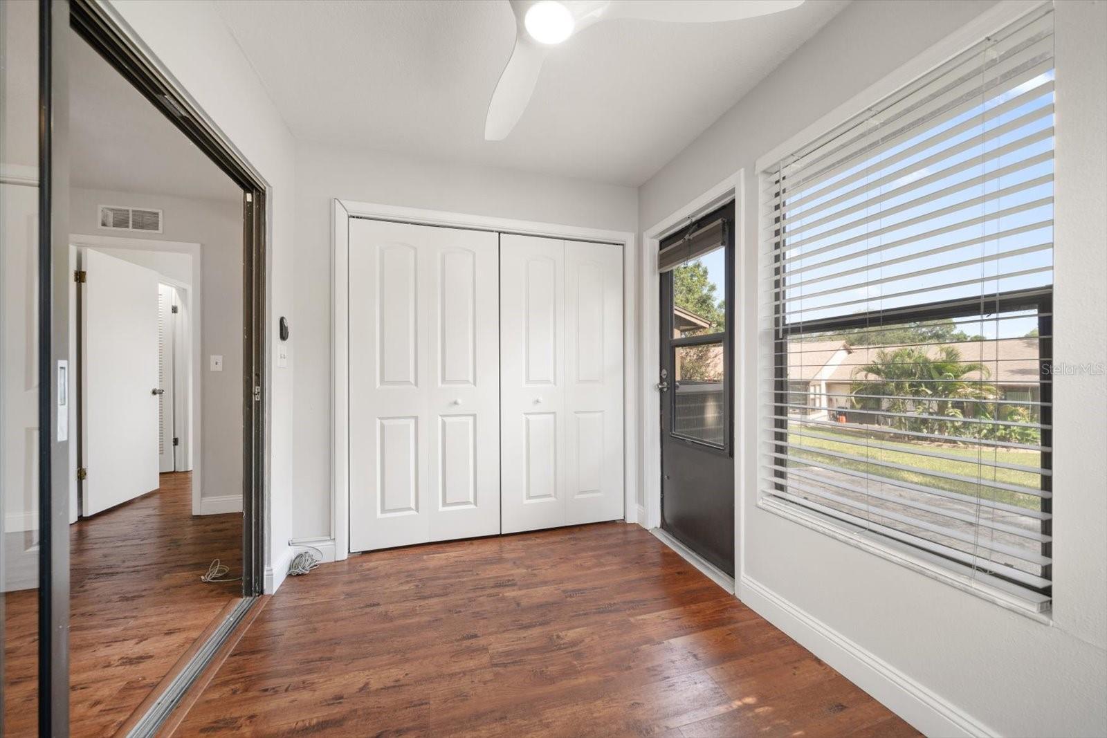Image 12 of 36 For 2165 Corbin Place E