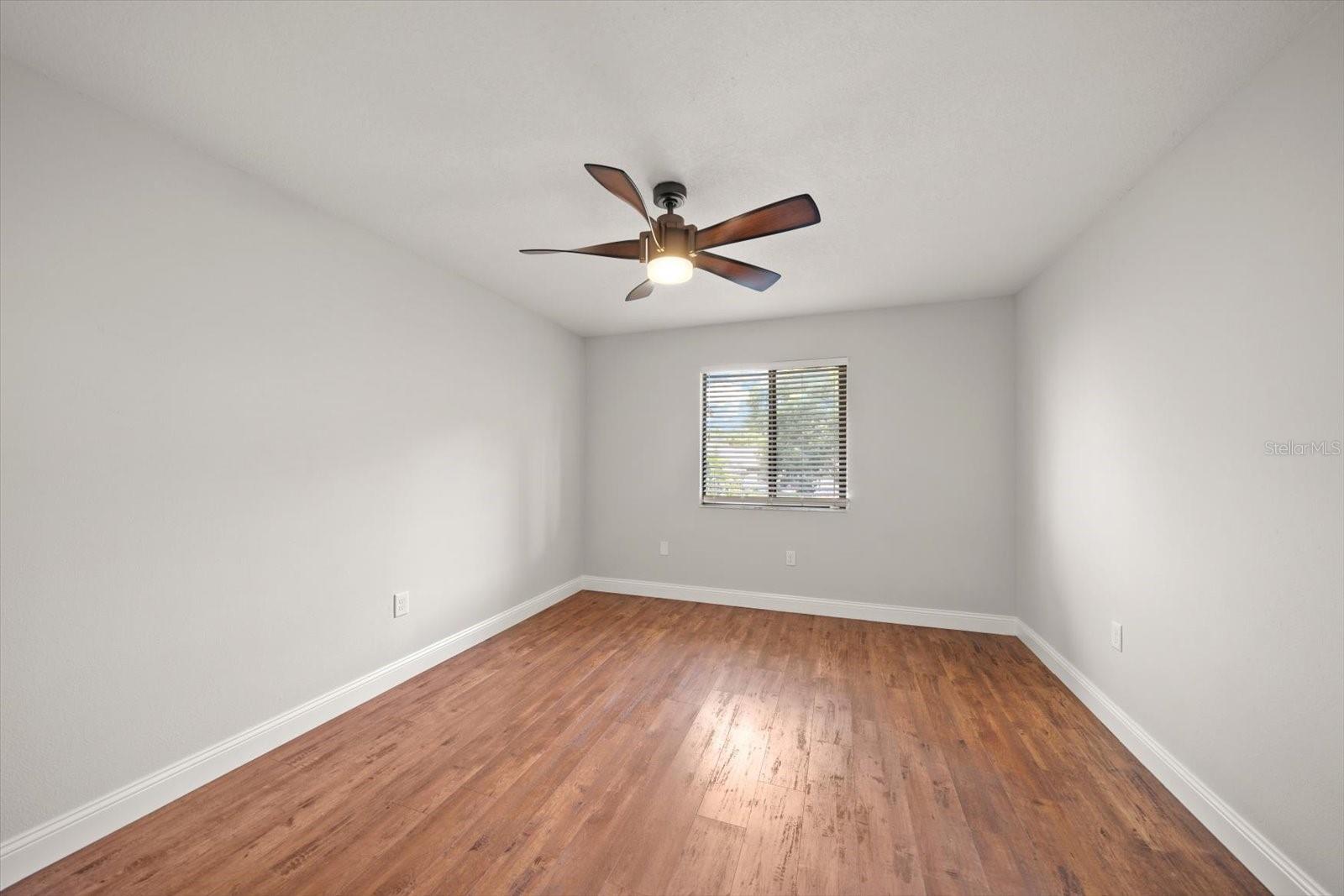 Image 15 of 36 For 2165 Corbin Place E