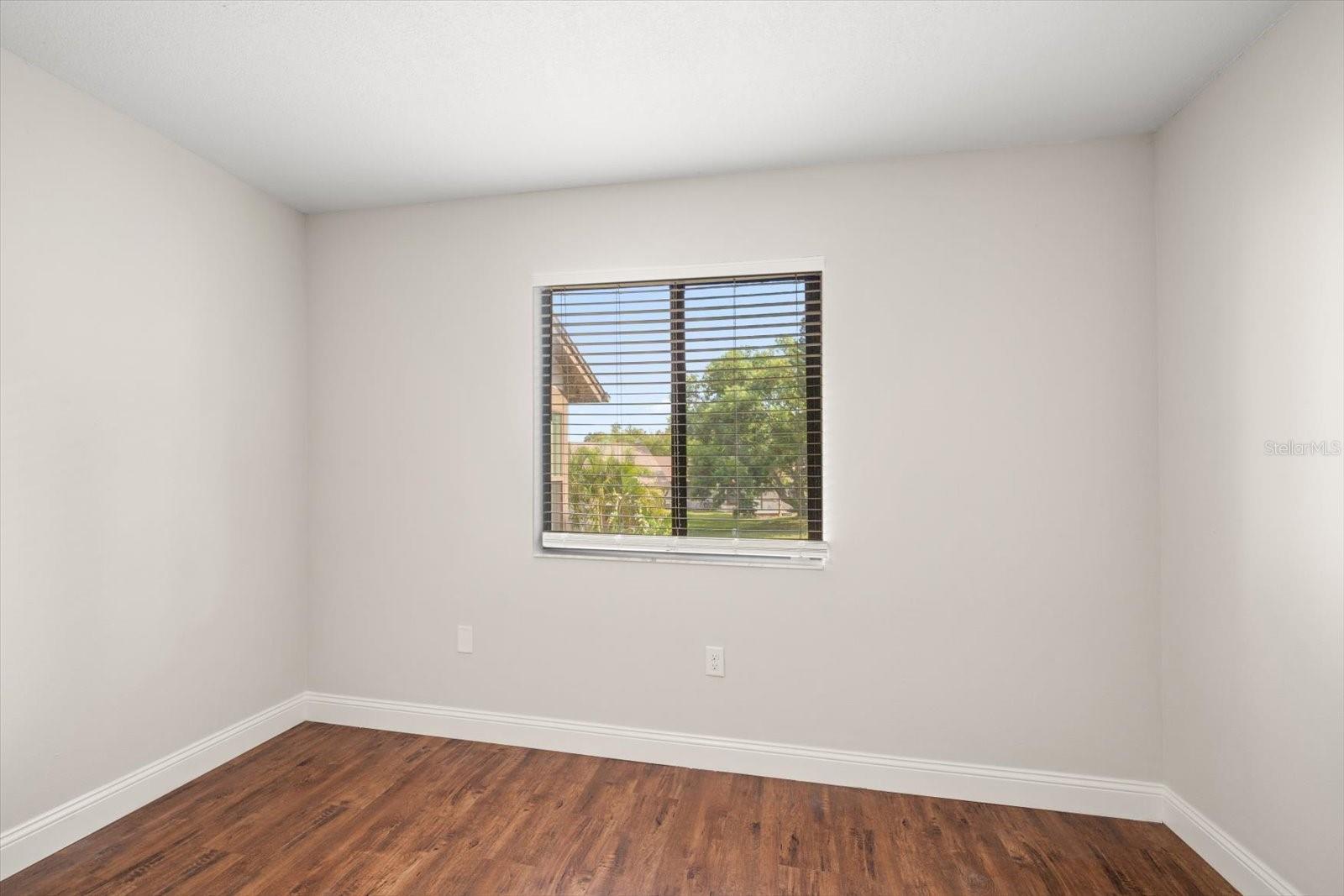 Image 16 of 36 For 2165 Corbin Place E