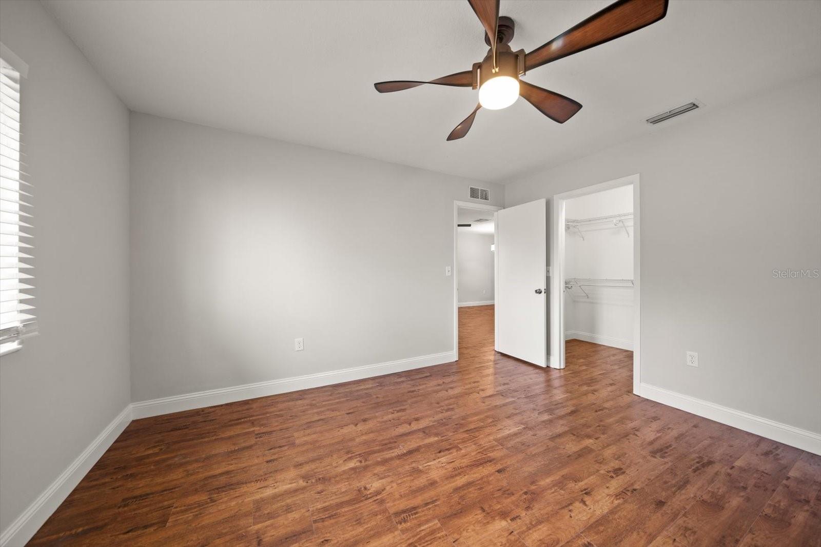 Image 17 of 36 For 2165 Corbin Place E