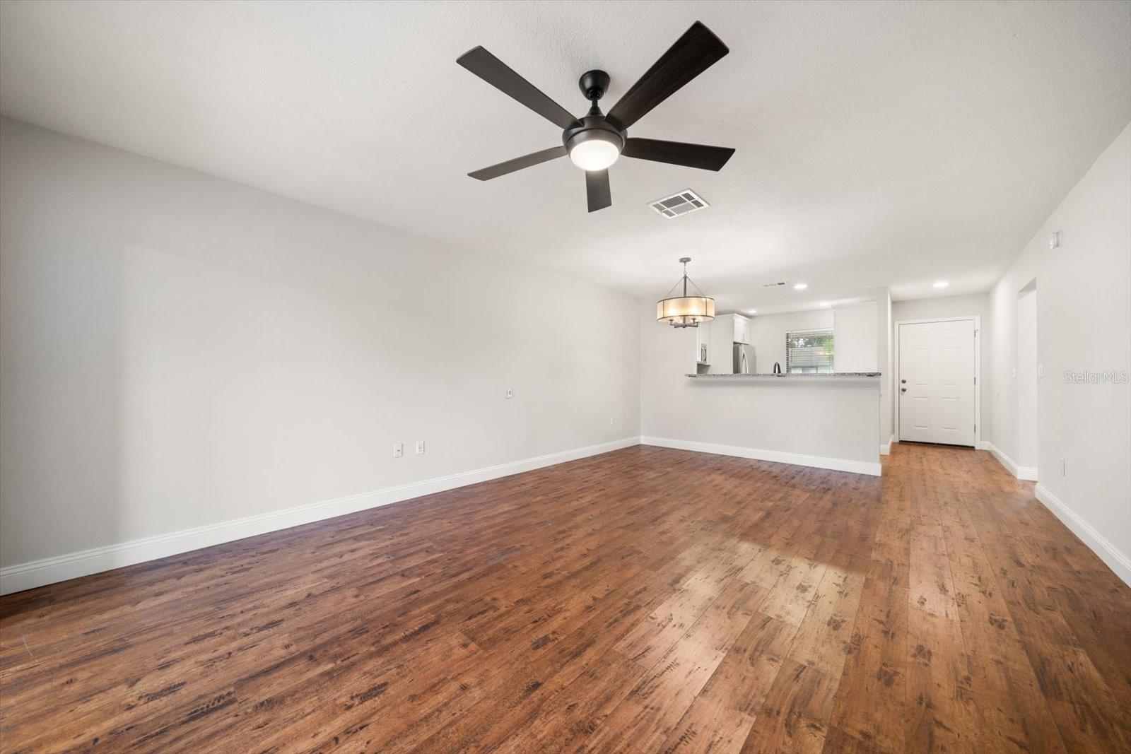Image 9 of 36 For 2165 Corbin Place E