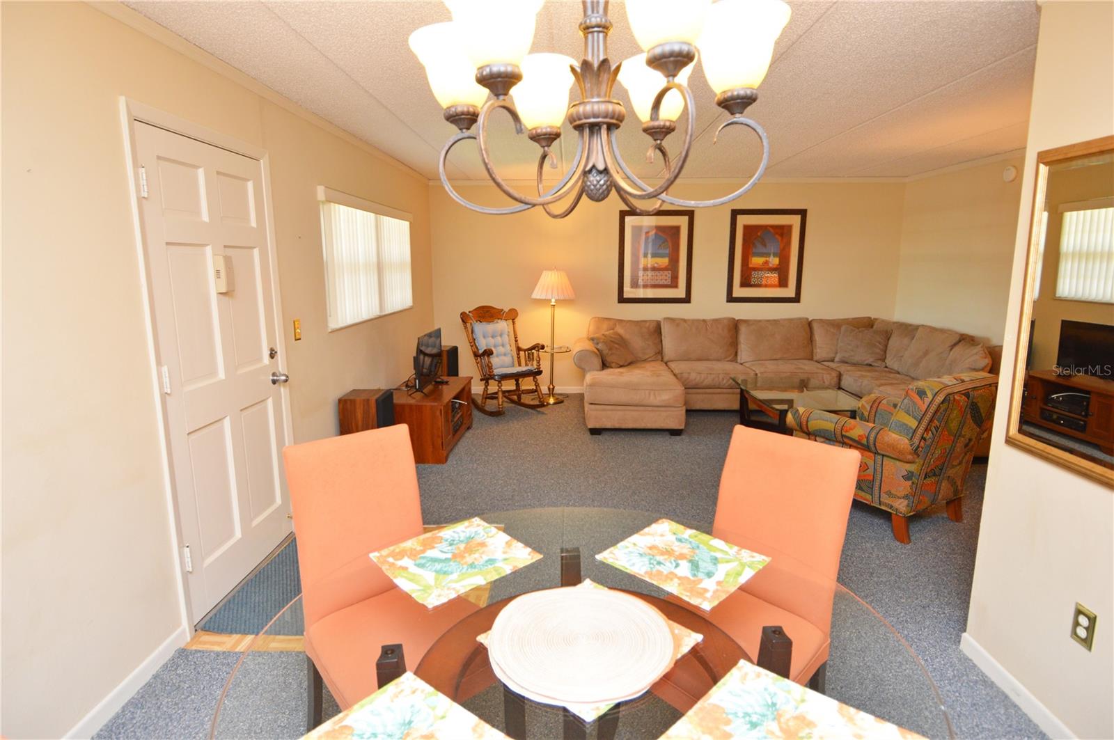 Image 15 of 95 For 12760 Indian Rocks Road 573