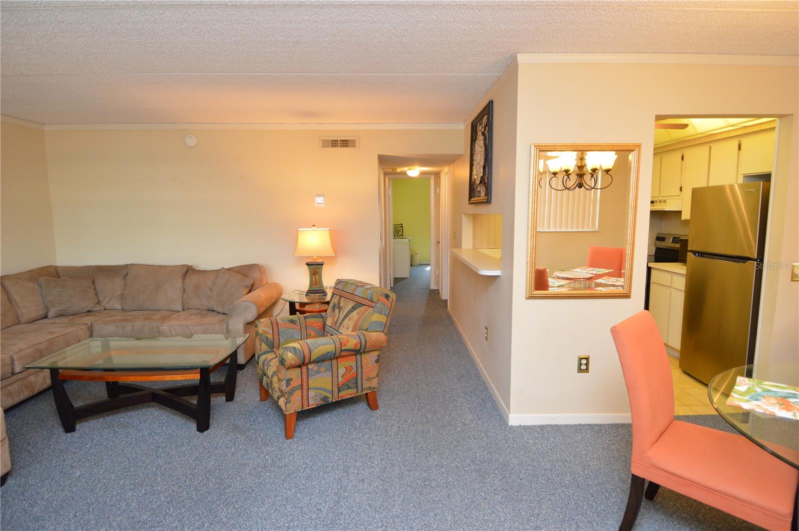 Image 22 of 95 For 12760 Indian Rocks Road 573