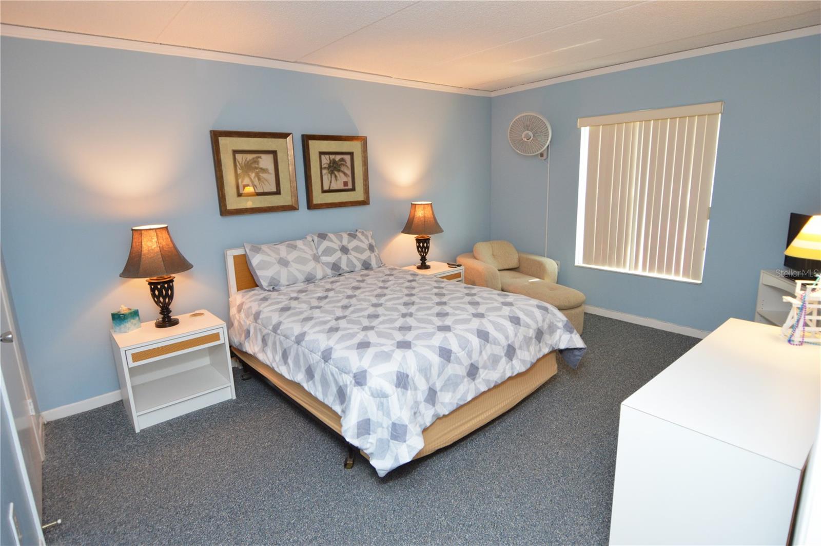 Image 24 of 95 For 12760 Indian Rocks Road 573