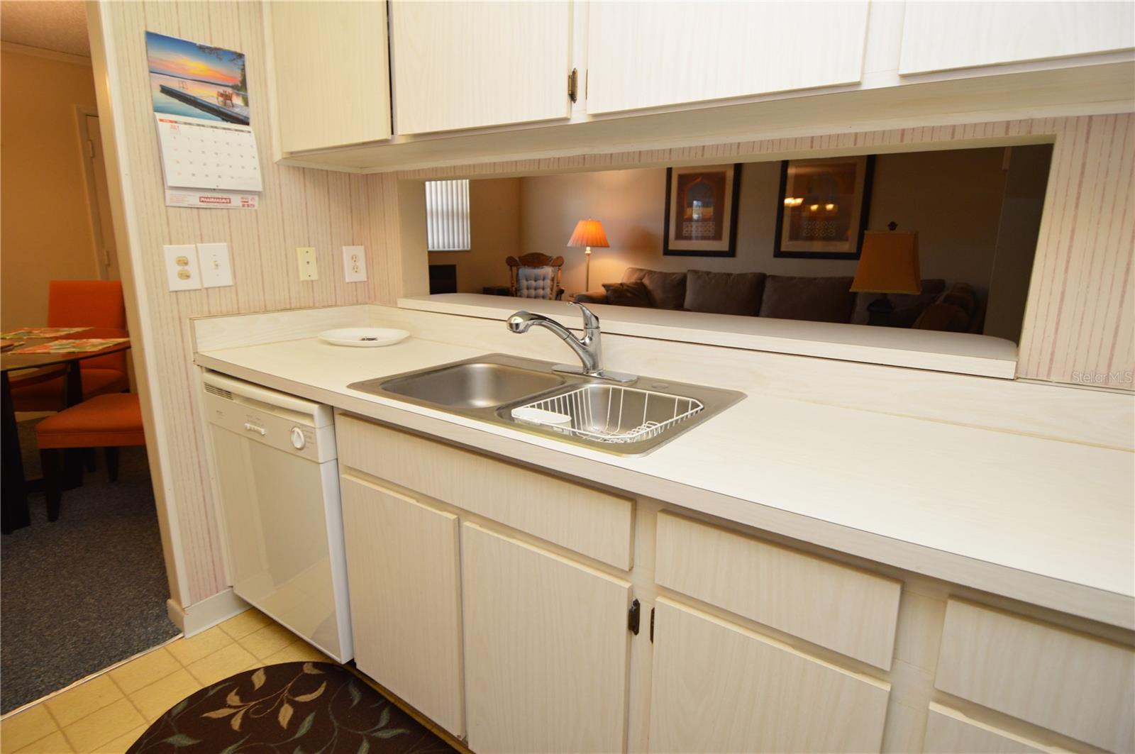 Image 9 of 95 For 12760 Indian Rocks Road 573