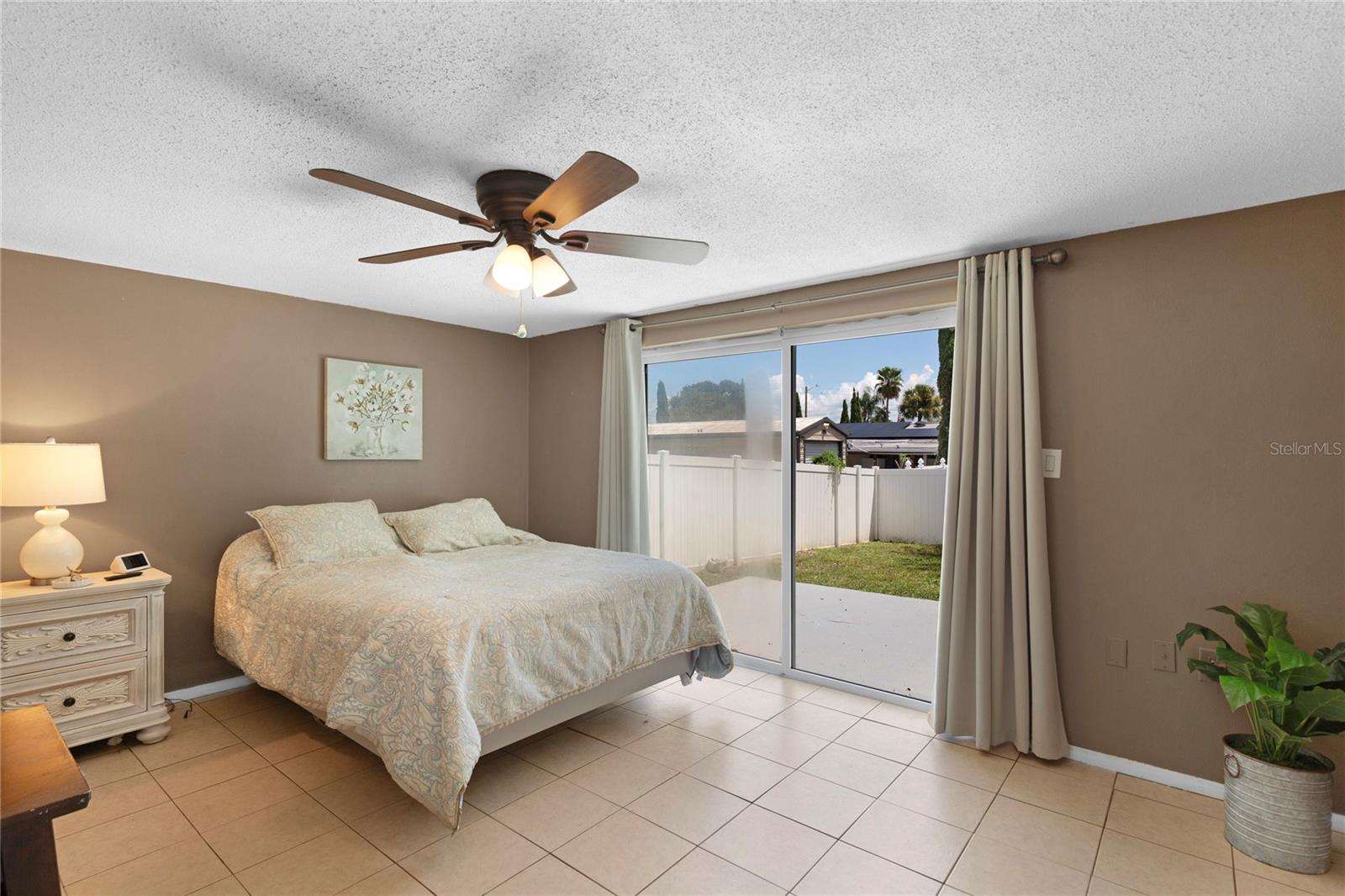Image 22 of 38 For 9720 Gray Fox Lane