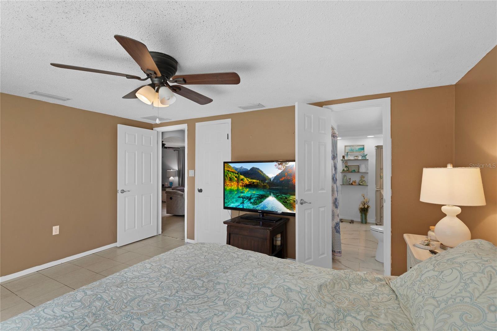 Image 24 of 38 For 9720 Gray Fox Lane