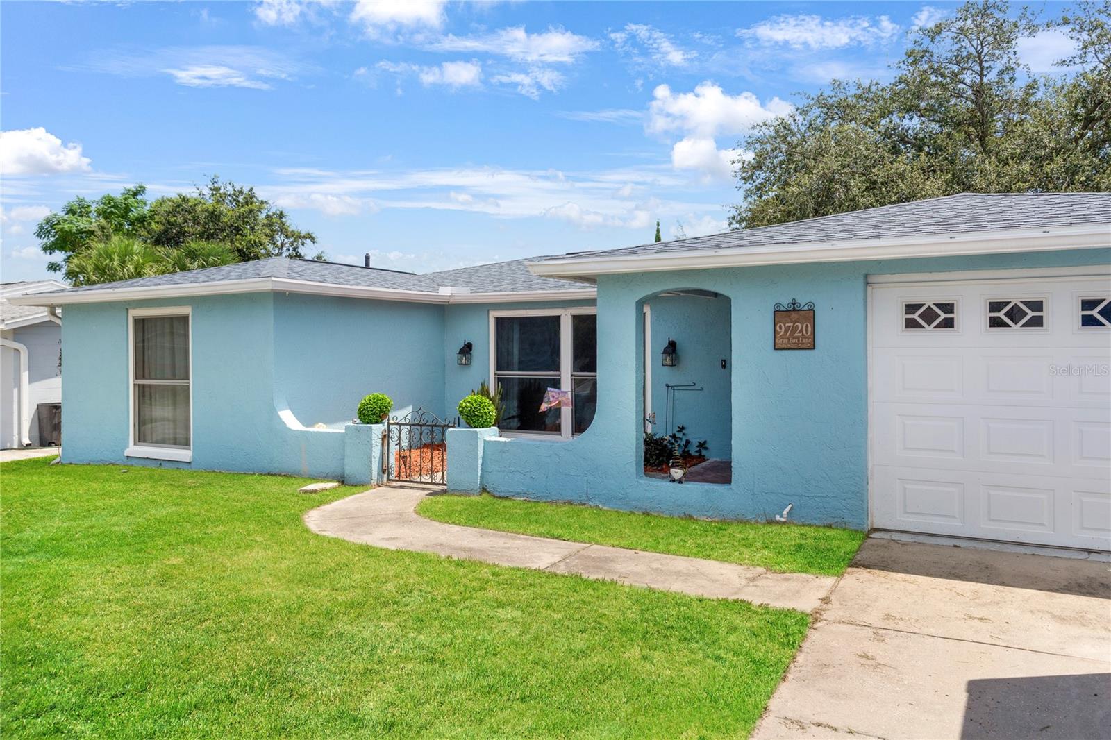 Image 3 of 38 For 9720 Gray Fox Lane