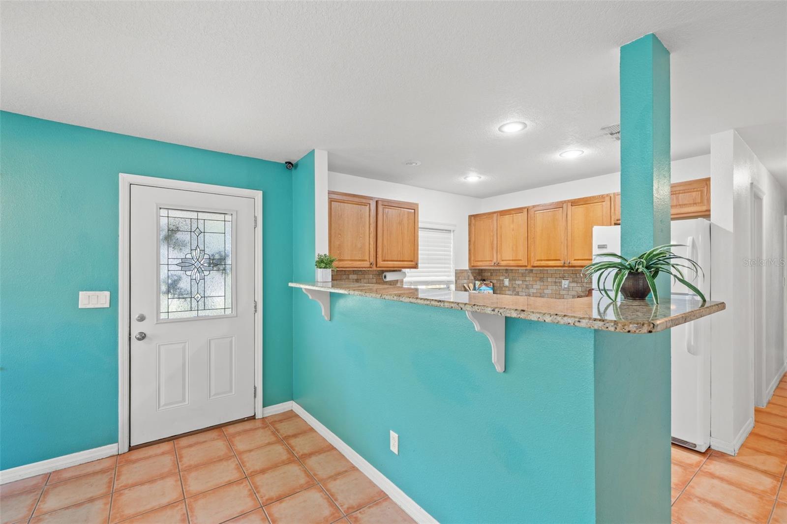 Image 10 of 33 For 9217 Maynard Avenue