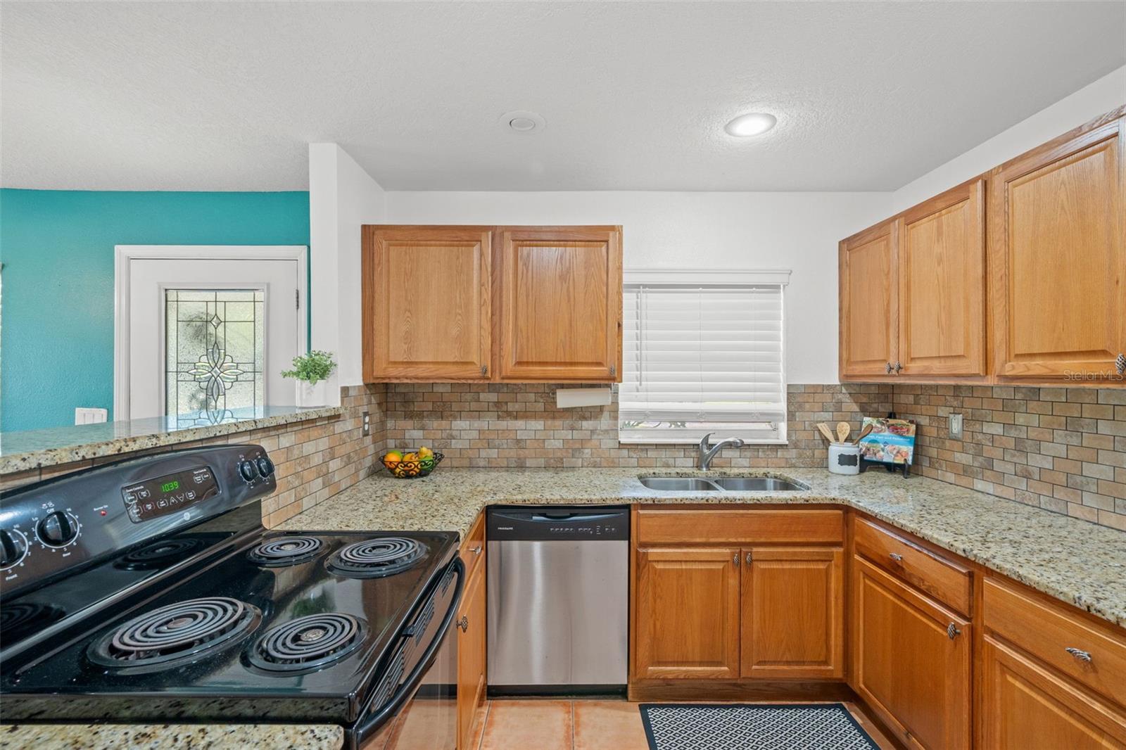 Image 15 of 33 For 9217 Maynard Avenue