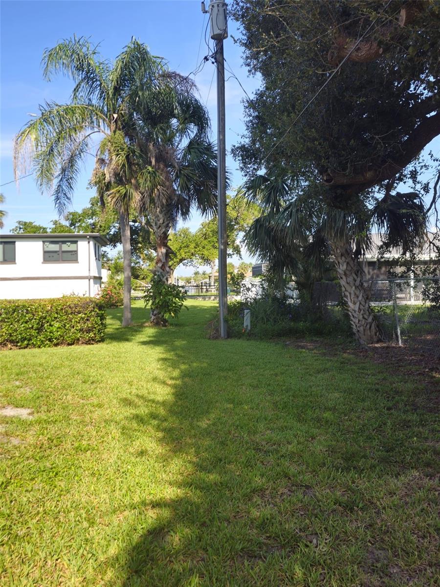 Image 11 of 36 For 4472 Mariner Road