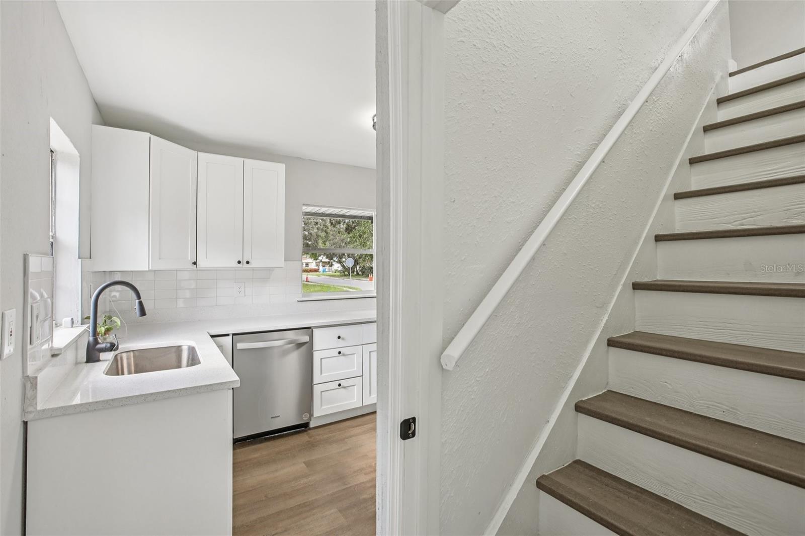 Image 19 of 28 For 1675 13th Avenue S