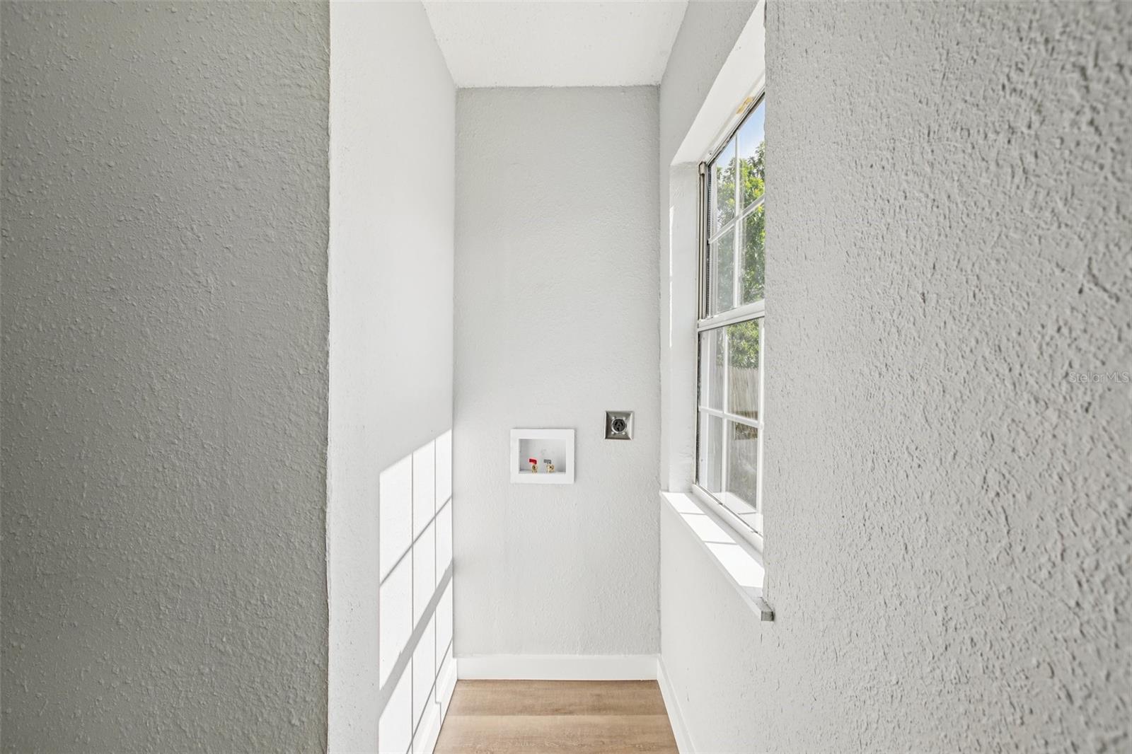 Image 9 of 28 For 1675 13th Avenue S