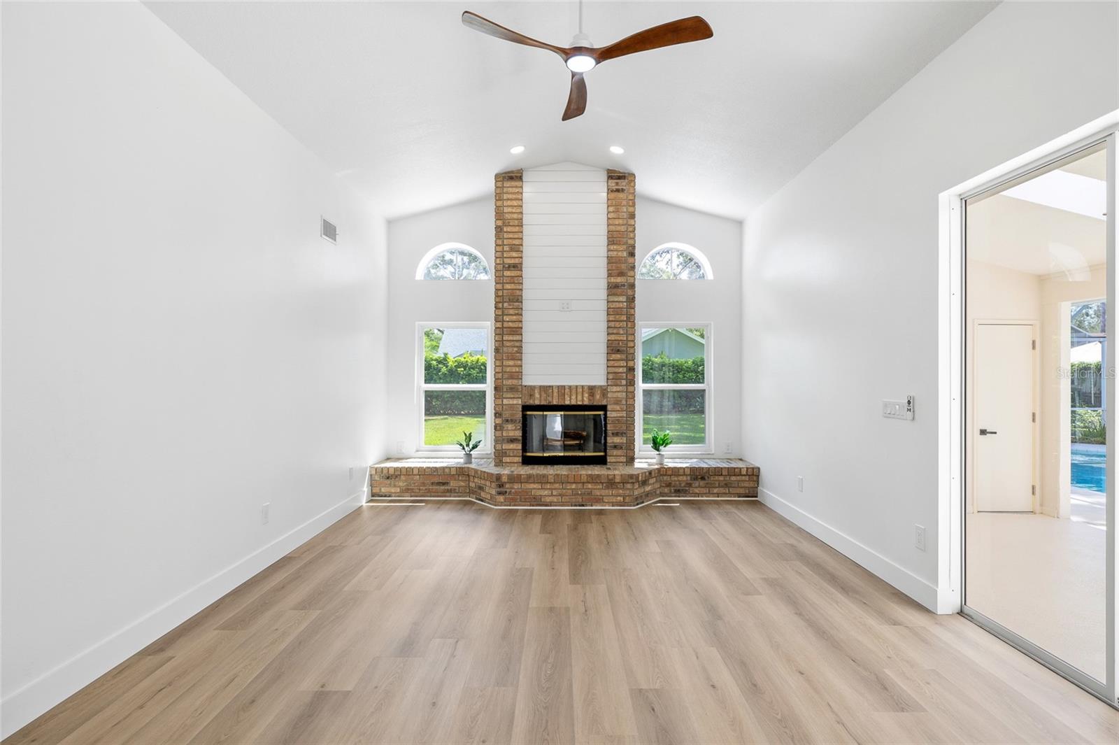 Image 20 of 54 For 2725 Onizuka Court