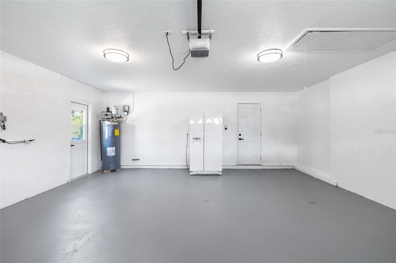 Image 41 of 54 For 2725 Onizuka Court