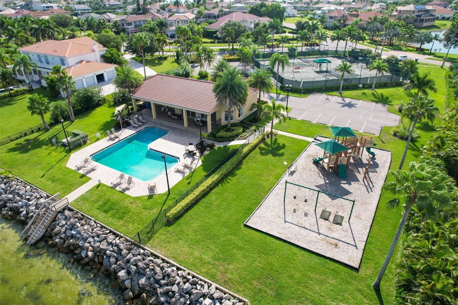 Image 9 of 17 For 6424 Rubia Circle
