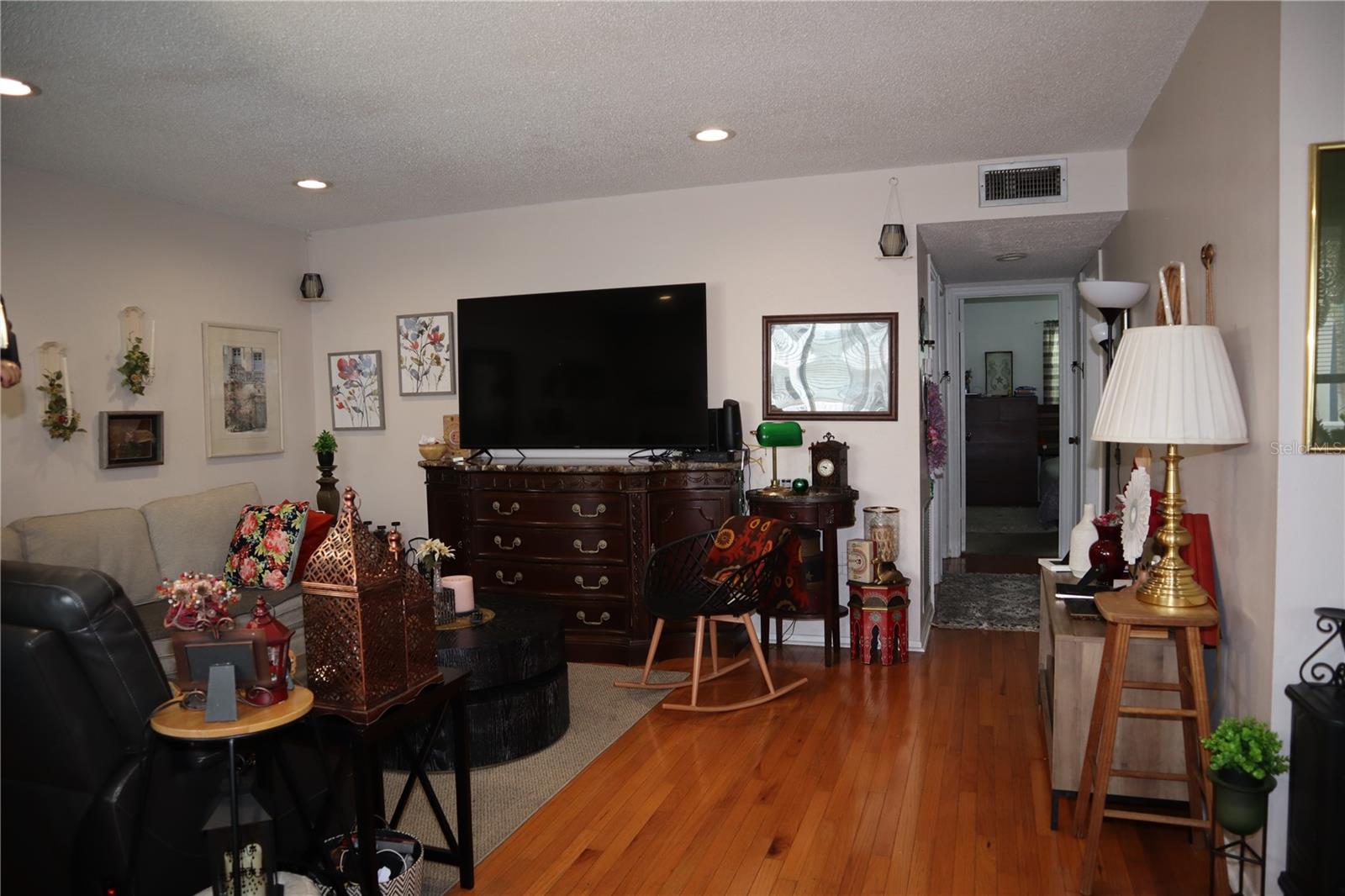 Image 11 of 25 For 350 79th Avenue N 236