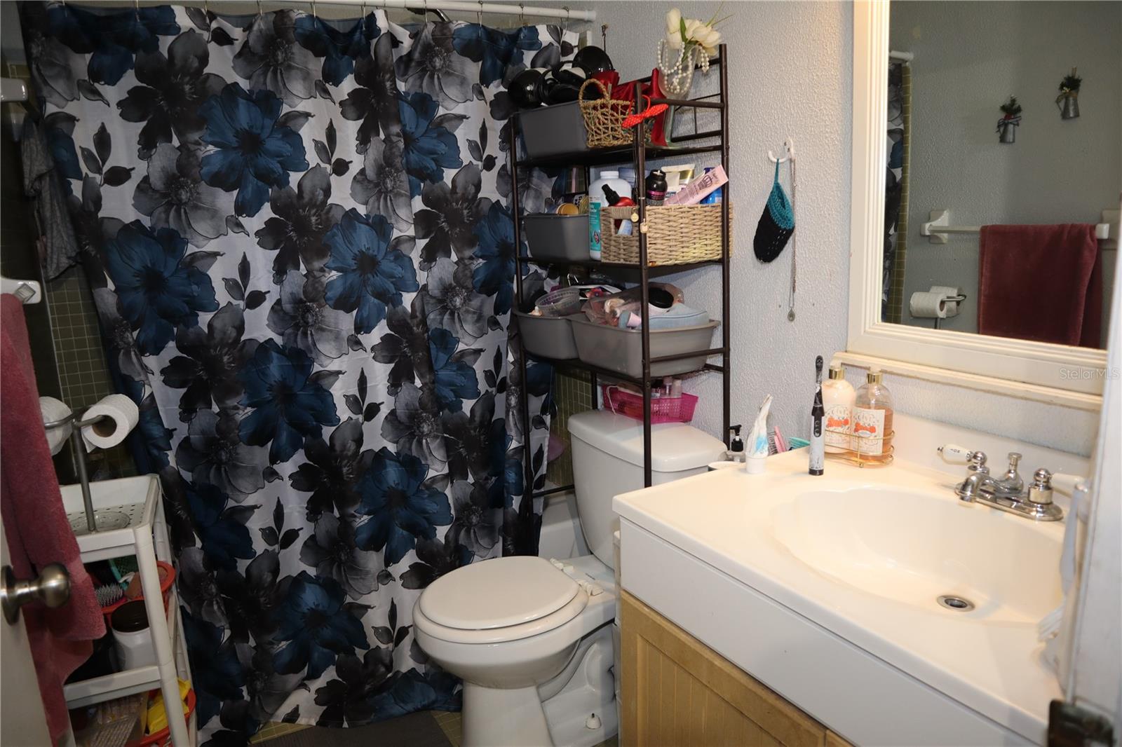 Image 13 of 25 For 350 79th Avenue N 236