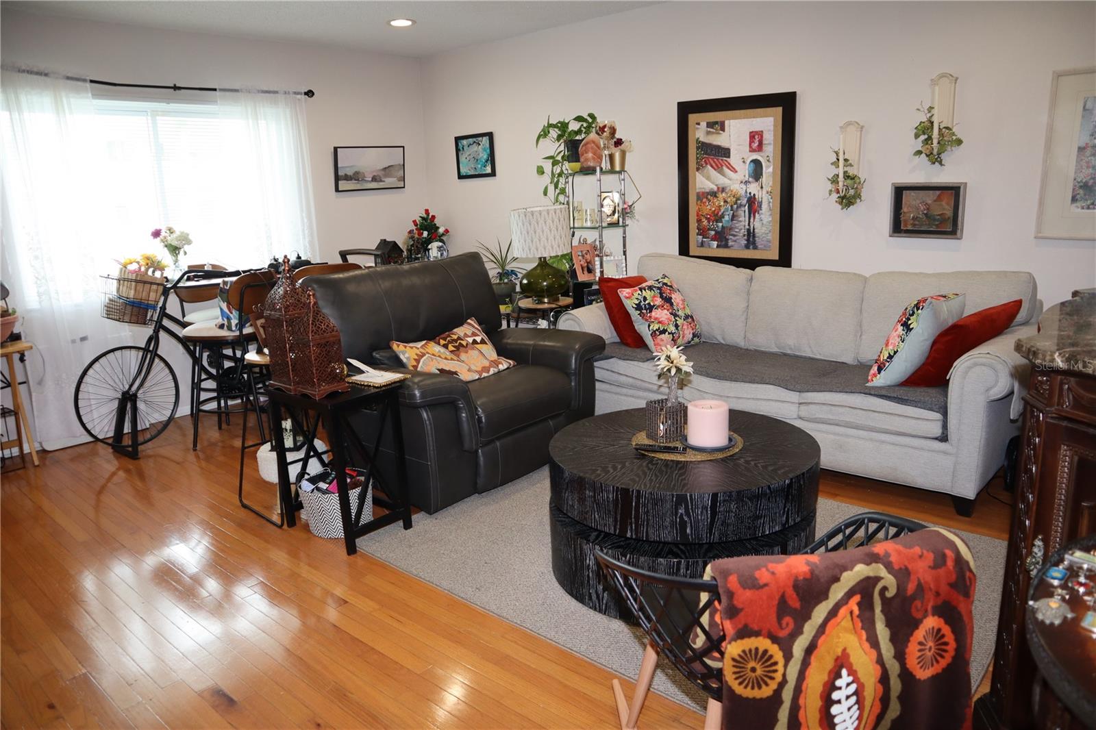 Image 4 of 25 For 350 79th Avenue N 236