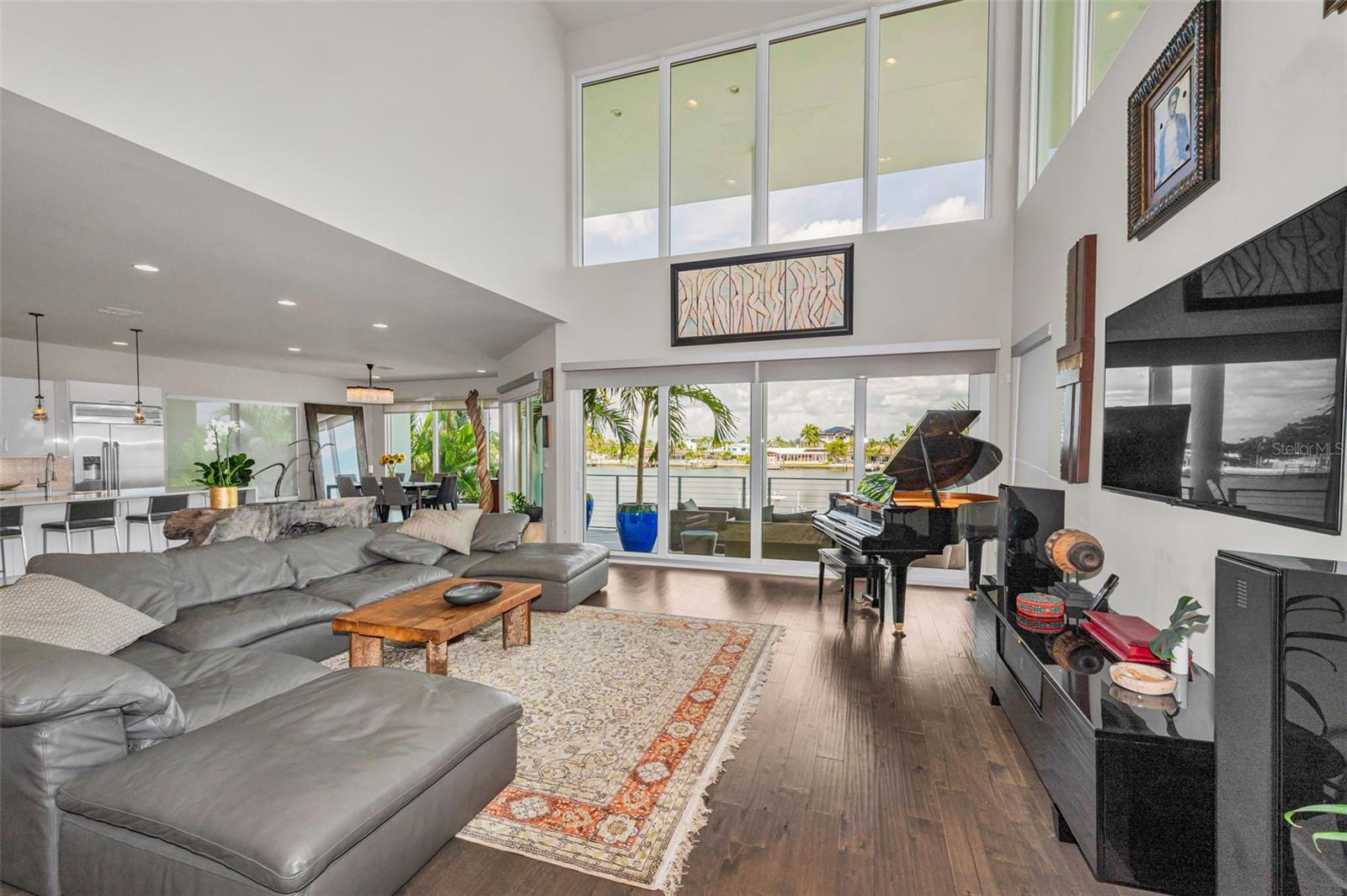 Image 10 of 88 For 7843 10th Avenue S