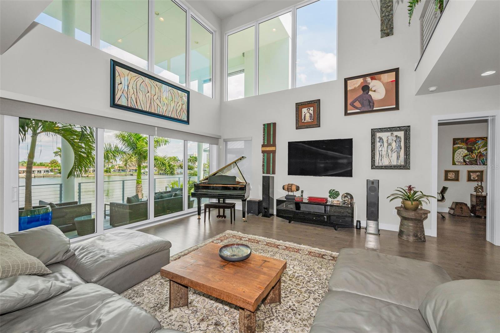 Image 11 of 88 For 7843 10th Avenue S