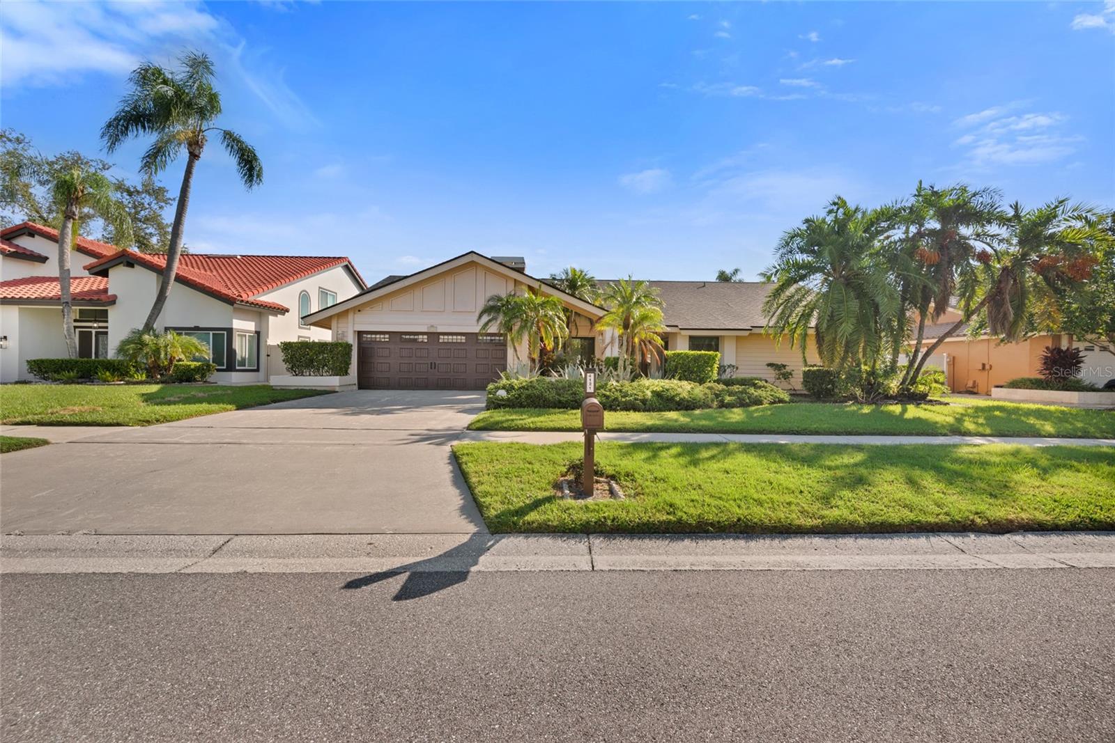 Details for 4121 Crosswater Drive, TAMPA, FL 33615