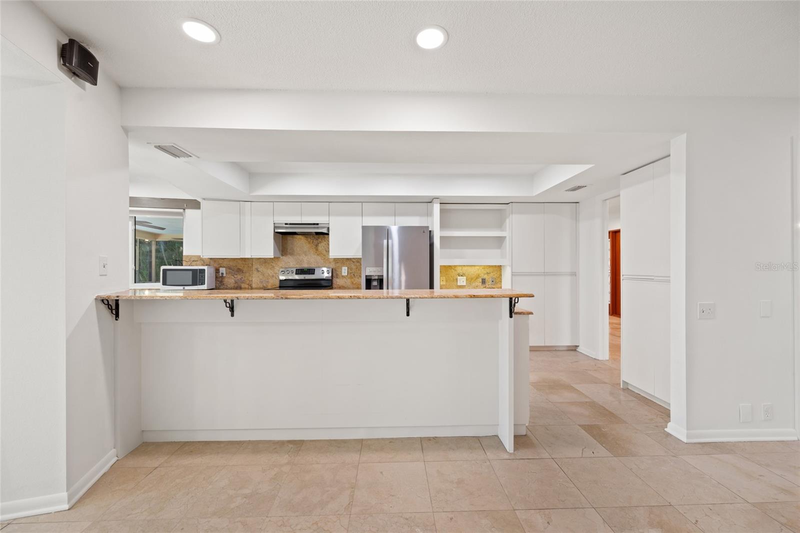 Listing photo id 25 for 4121 Crosswater Drive