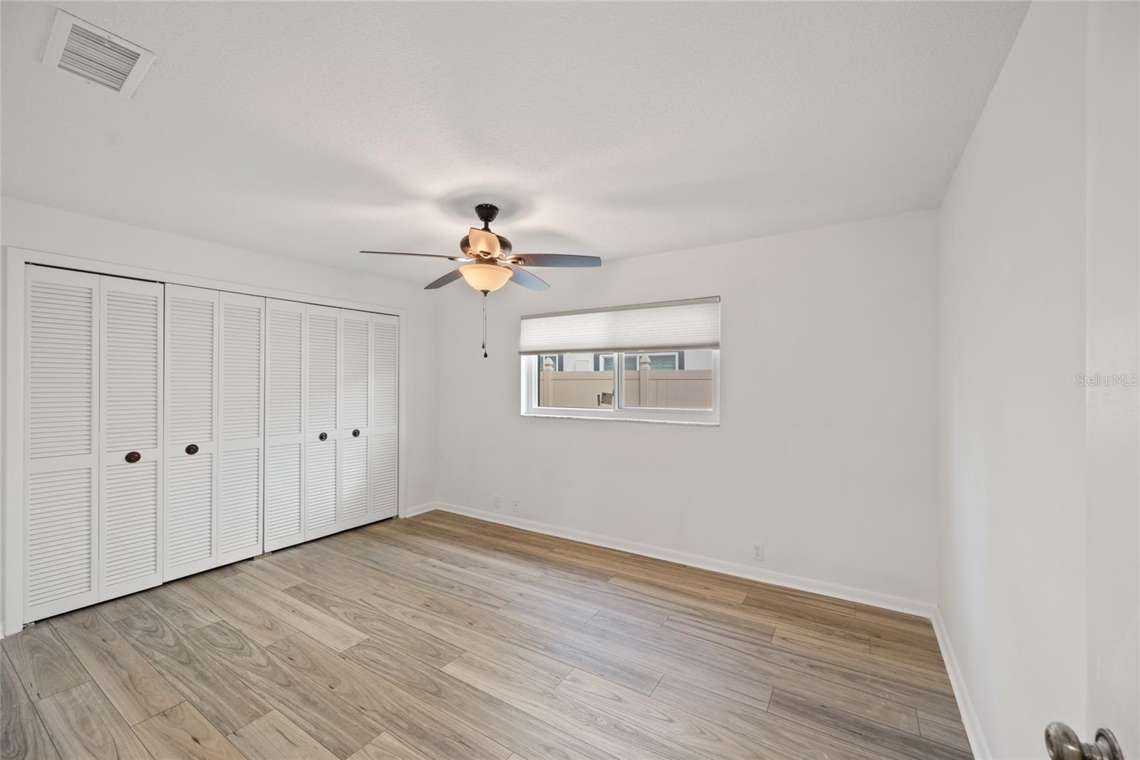 Listing photo id 37 for 4121 Crosswater Drive