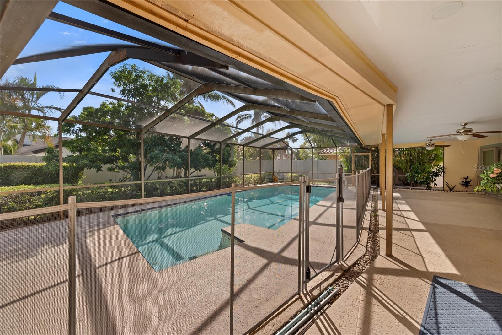 Listing photo id 42 for 4121 Crosswater Drive