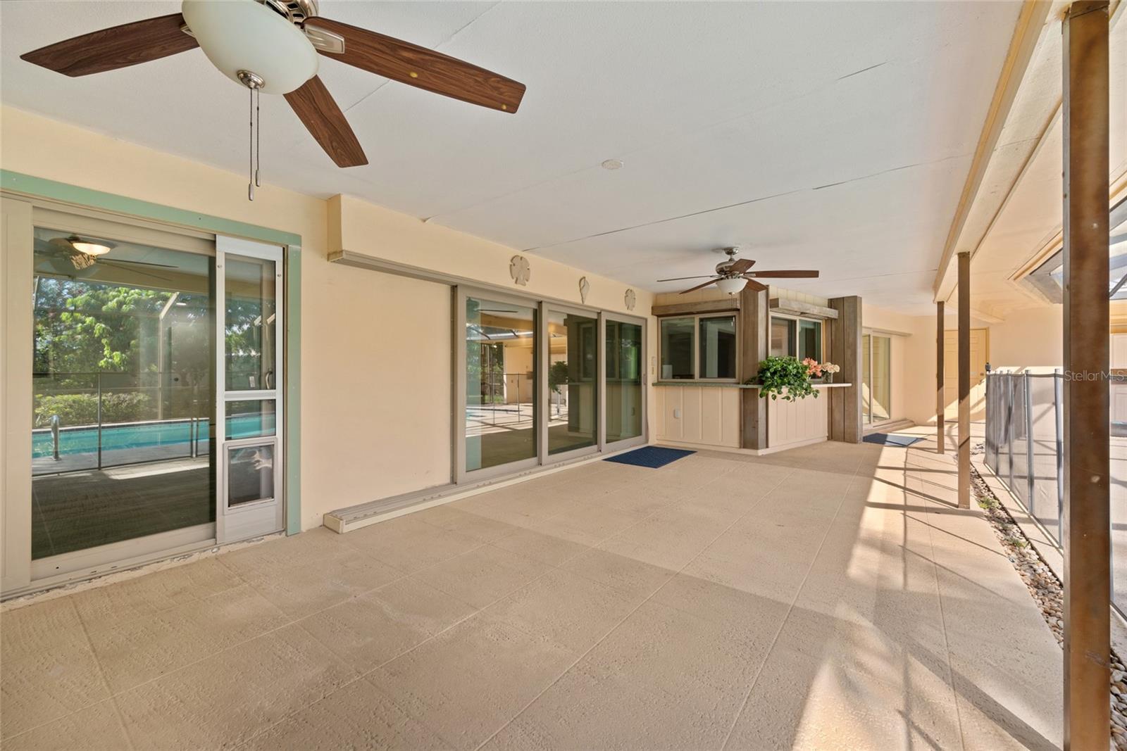 Listing photo id 43 for 4121 Crosswater Drive