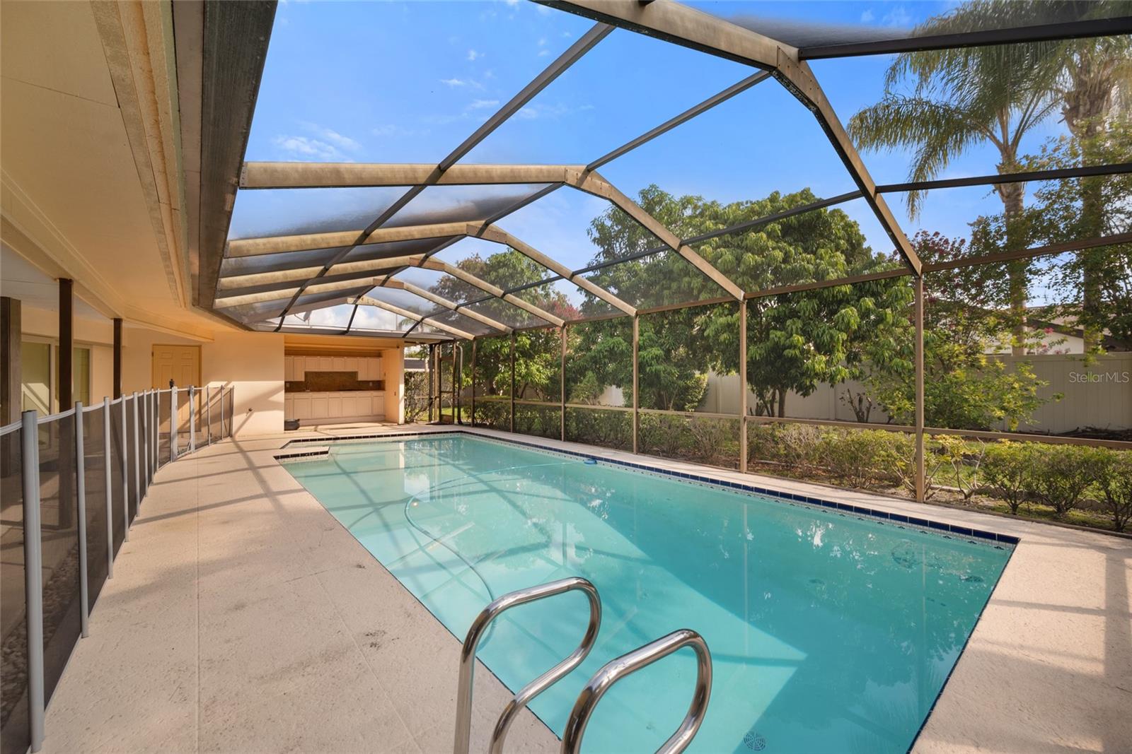 Listing photo id 47 for 4121 Crosswater Drive
