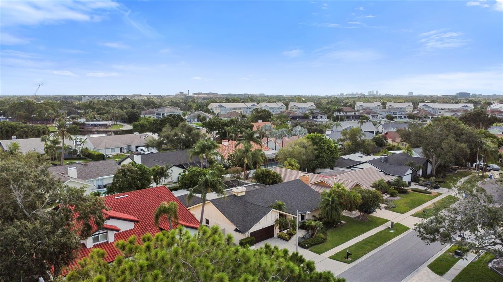 Listing photo id 51 for 4121 Crosswater Drive