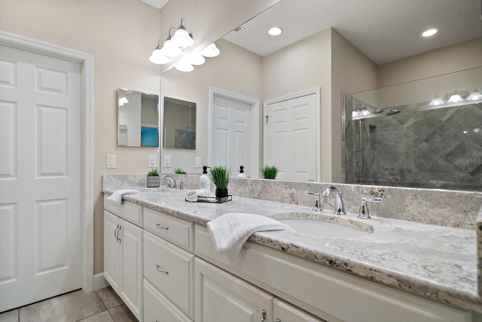 Image 22 of 40 For 8735 Terracina Lake Drive