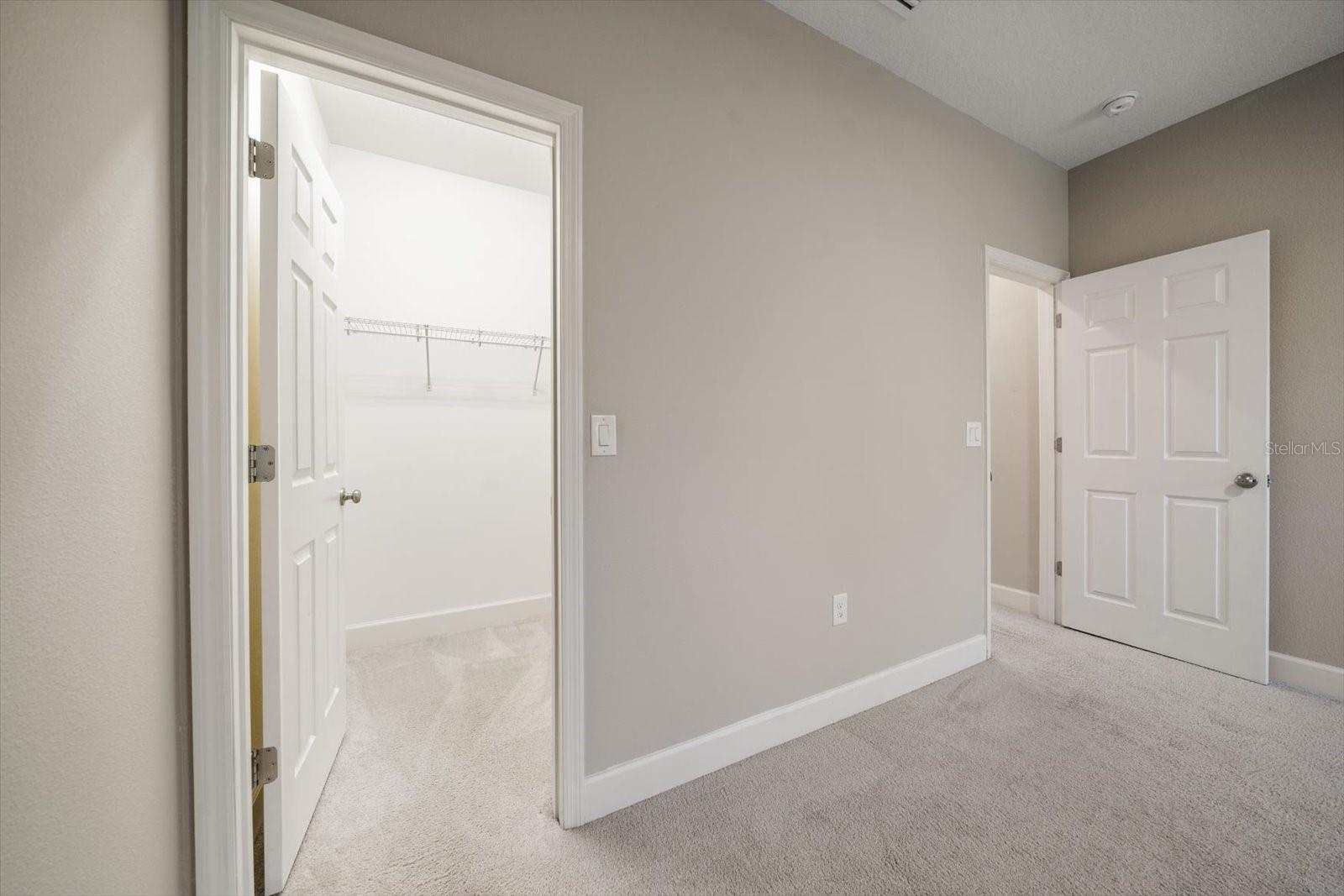 Image 35 of 40 For 8735 Terracina Lake Drive